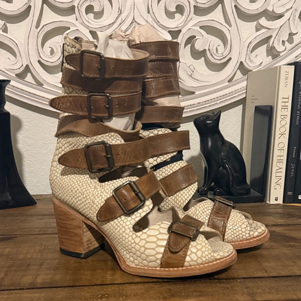 Freebird by Steven Bond Brown and Cream Leather Strappy Women's Heeled Sandals